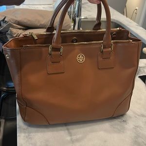 Tory Burch Robinson tote